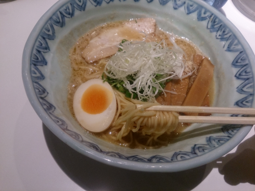 「たくみラーメン」@麺屋 匠の写真