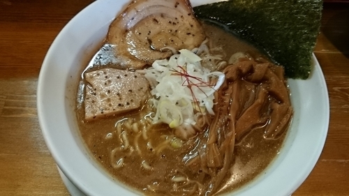 「煮干しラーメン（中太縮れ麺）」@天狗庵の写真