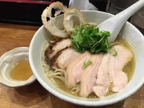 「塩ミックス＋煮干オイル」@らーめん専門 和海の写真