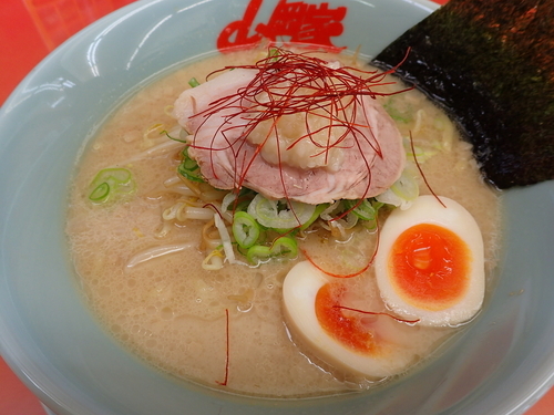 「【期間限定】とんこつ塩麹らーめん」@ラーメン山岡家 福島矢野目店の写真