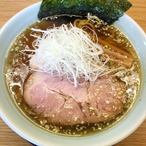 「醤油らーめん　650円」@麺屋 つるるの写真