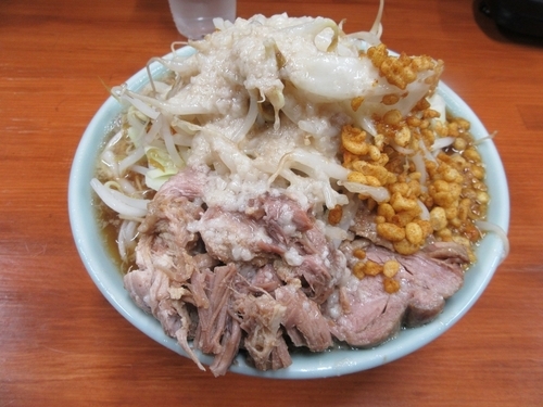 「ラーメン中（７３０円）」@ラーメン やまや 本店の写真