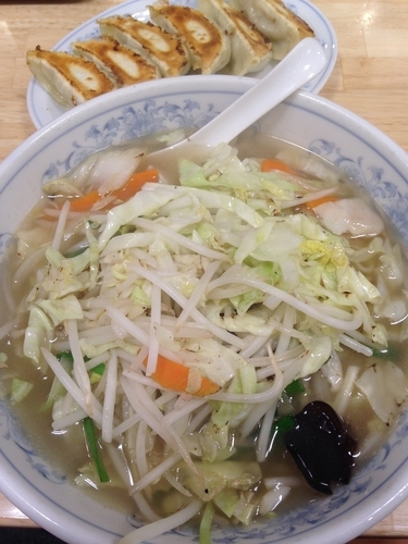 「タンメンと餃子」@ぎょうざの満洲 本庄早稲田駅前店の写真