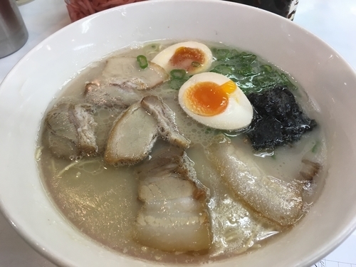 「チャーシューメン」@名代ラーメン亭 博多駅地下街店の写真