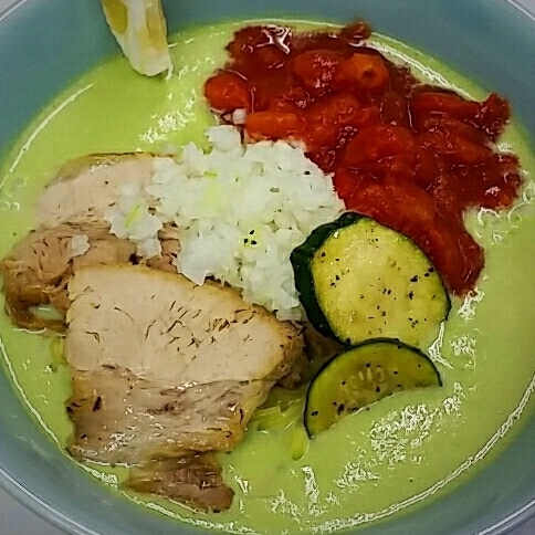 「アボカドラーメン  ８００円」@ラーメン 樂只の写真