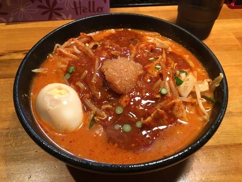 「味玉どて辛めん」@どてちん 習志野店の写真