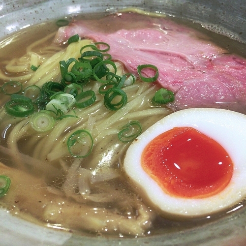 「塩そば」@中華そば 無限の写真