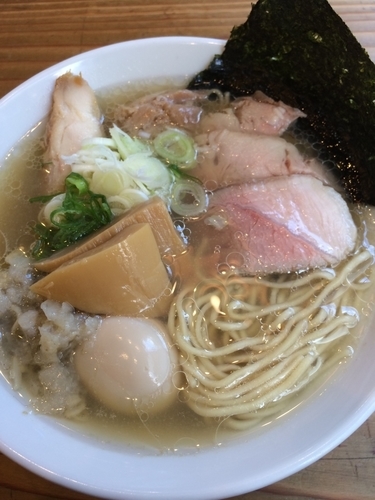 「淡麗貝潮らーめん」@鮮魚らーめん 五ノ神水産の写真