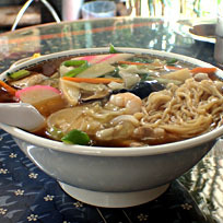 「広東麺840円＋大盛100円」@富久栄楼の写真