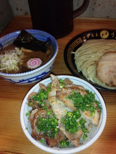 「つけ味玉 ＋ チャーシューご飯 （９３０円＋２５０円）」@中華蕎麦うゑずの写真