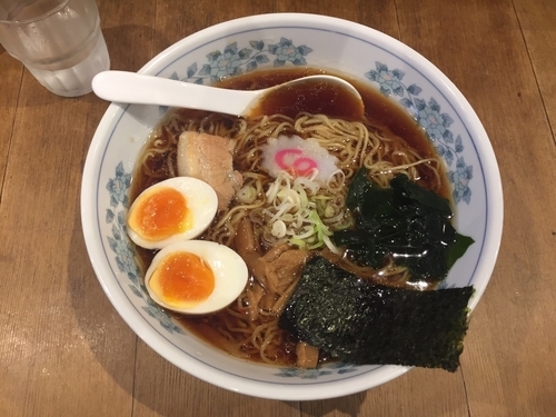 「ラーメン 味玉」@塩らーめん しお丸の写真