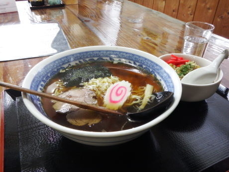 「Ｂ、醤油らあめん、半チャーハン」@つわ野の写真