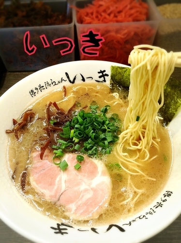 「らーめん¥650」@博多長浜らーめん いっきの写真