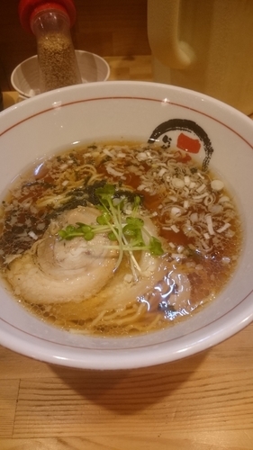 「醤油ラーメン」@らーめん屋 一火の写真