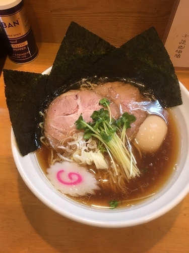「特華らーめん950円」@らーめん華屋の写真