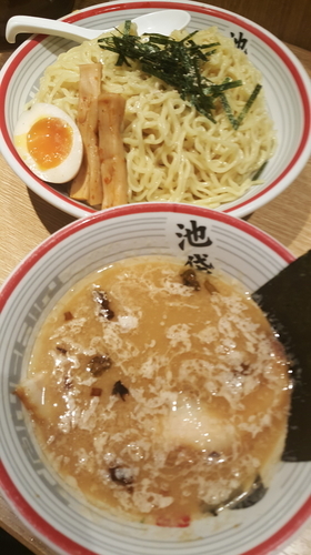 「東京豚骨つけ麺大盛」@屯ちん 川崎店の写真