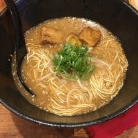 醤油豚骨らーめん