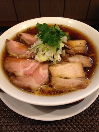 「らぁ麺  チャーシュー (太手揉み麺Ver.)」@麺庵ちとせの写真
