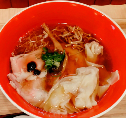 「ワンタン醤油Ｓｏｂａ 1300円」@Japanese Soba Noodles 蔦の写真