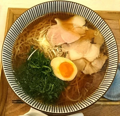 「しょうゆ 半玉プラス」@ハナウタ。の写真