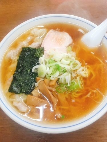 「ワンタンメン」@萬栄軒の写真