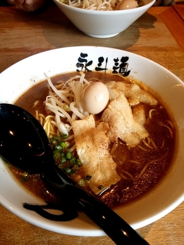 「さんまラーメン+替え玉120円+小ライス80円」@永斗麺 神南店の写真