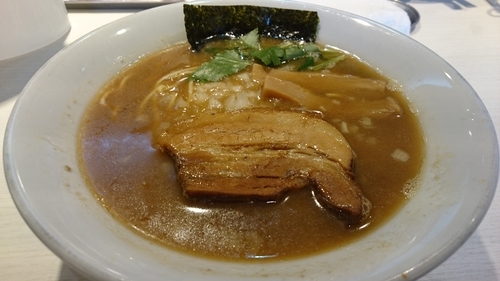 「微乳化煮干しラーメン ￥ 680」@煮干し中華そば 一燈の写真