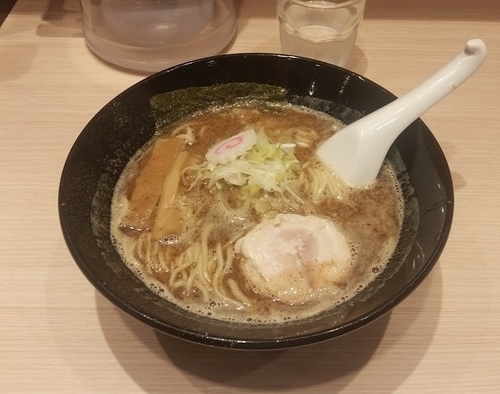 「ラーメン」@頑者製麺所 エキア成増店の写真