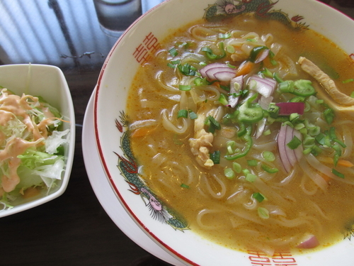 「チキンフォー（サラダ付き）　「650円」」@HARIOMの写真