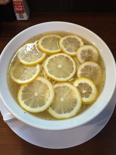 「レモン塩中華 大  750円」@中華そば 一休の写真