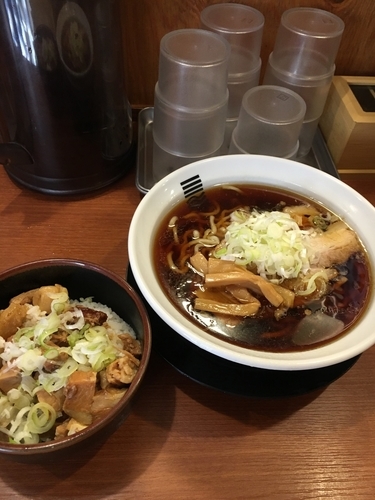 「4種の魚介しょうゆラーメン￥750」@烈火 庄内本店の写真