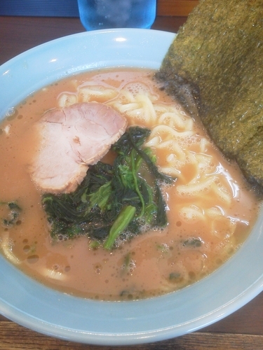 「ラーメン並700円」@寿々㐂家 曙町店の写真