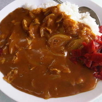 カレーライス(450円)