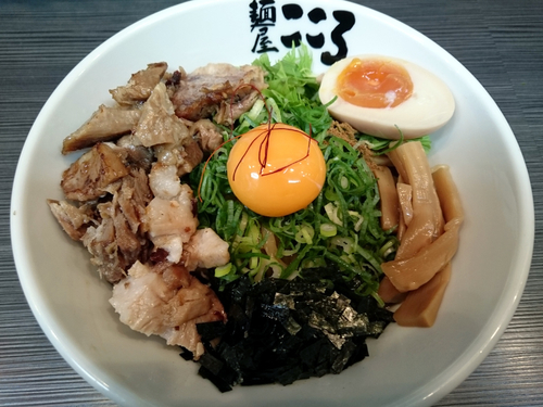 「肉メンのせ和え麺」@麺屋 こころ 蒲田店の写真