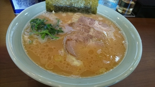 「ラーメン中 チャーシュー 濃いめ堅め」@寿々㐂家 曙町店の写真
