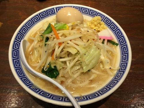 「タンメン」@トナリ 丸の内店の写真