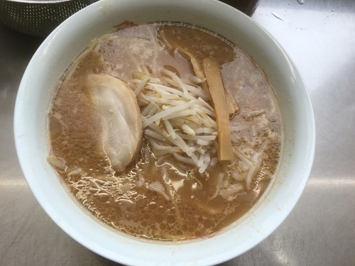 「ラーメン750円」@ホープ軒 千駄ヶ谷本店の写真