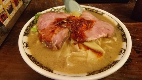 「ローストポーク煮干ラーメン(かた・濃い・少なめ・5辛･塩)」@すごい煮干ラーメン凪 五反田西口店の写真