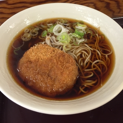「コロッケ（￥340）」@そば処 かめや 新橋店の写真