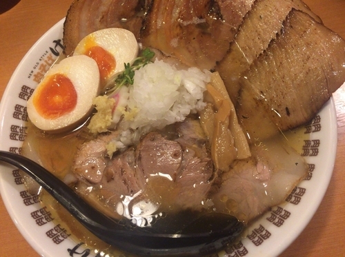 「塩スペシャル」@肉そば けいすけ 春日部店の写真