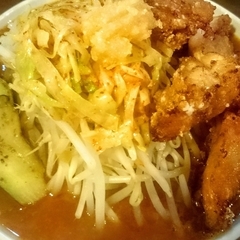 旨辛ラーメン 表裏の画像