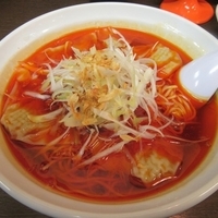 勝浦タンタン麺（８００円）＋若鶏ザンギ１８０円×２