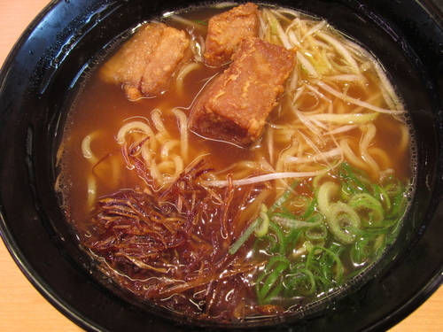 「コク旨まぐろ醤油ラーメン　「302円」」@スシロー ウニクス野田店の写真
