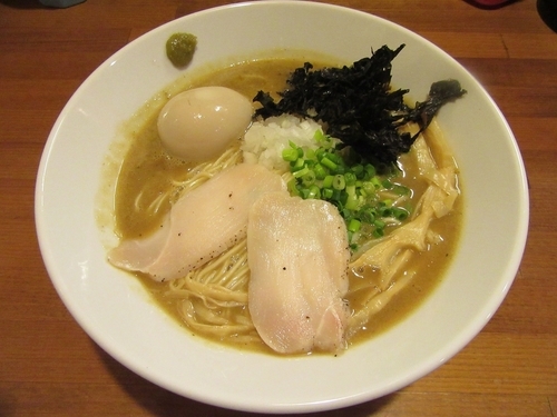 「煮干そば（７５０円）＋味玉１００円」@肉そば ゴッドの写真