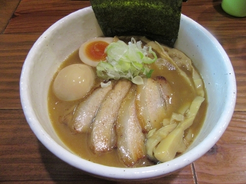 「豚そばチャーシュー（９５０円）＋味玉１００円」@どろそば屋 ひろしの写真