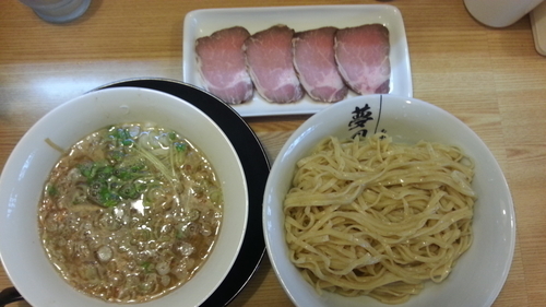 「塩つけ麺+レアチャーシュー」@彩色ラーメン きんせい総本家夢風の写真