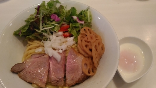 「牛油そば(温玉付き)」@麺や 彩～iro～の写真