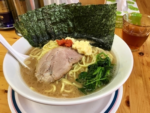 「のりラーメン(カタメ、コイメ) 中1.5玉 ¥780」@横浜家系ラーメン 武蔵境つばさ家の写真