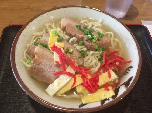 「三枚肉そば」@かめぜん食堂の写真