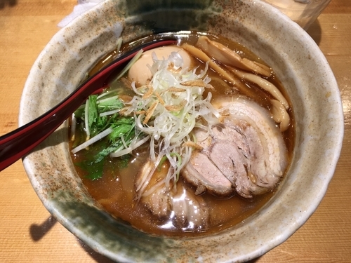 「焼きあご塩ラーメン」@焼きあご塩らー麺 たかはし 新宿本店の写真